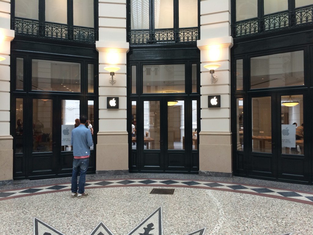 Apple Store Den Haag inaugurada nesse fim de semana CocaTech